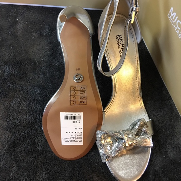 Michael Kors Silver Paris Sandals NEW - Picture 6 of 7